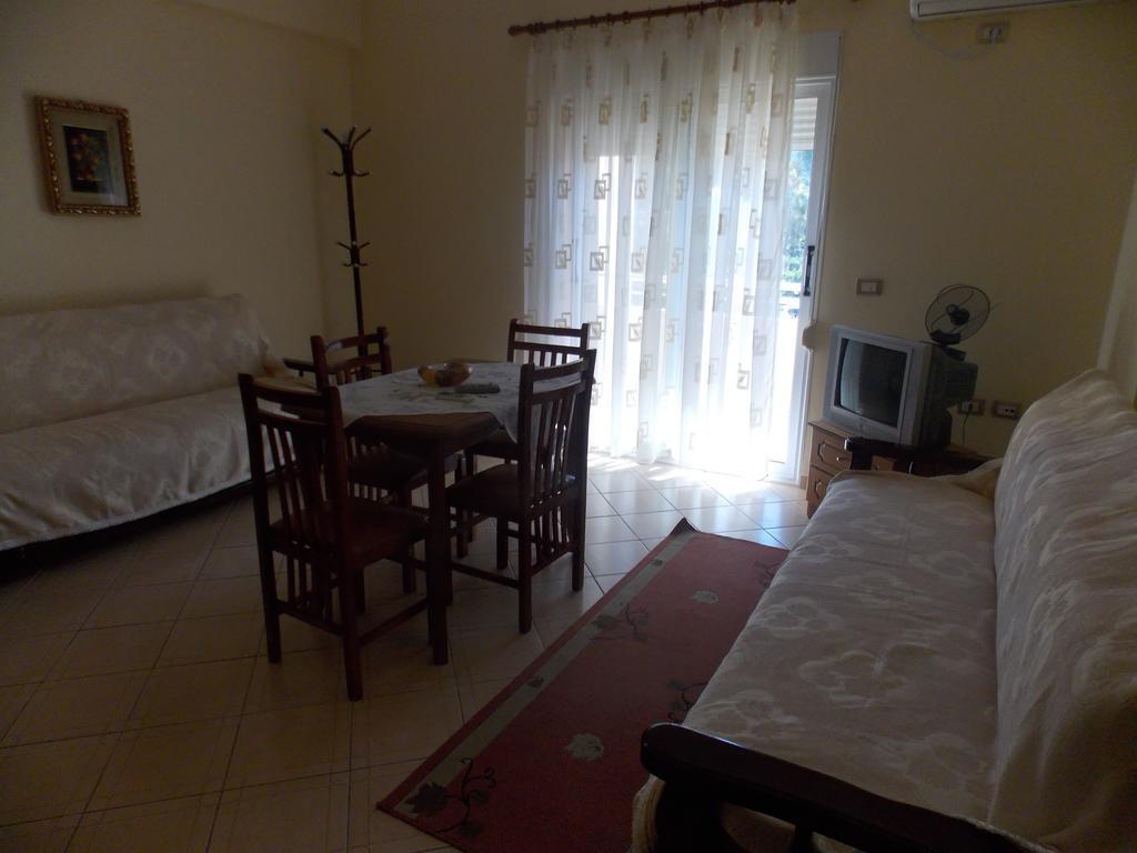 Elis Apartment Avlonya Dış mekan fotoğraf